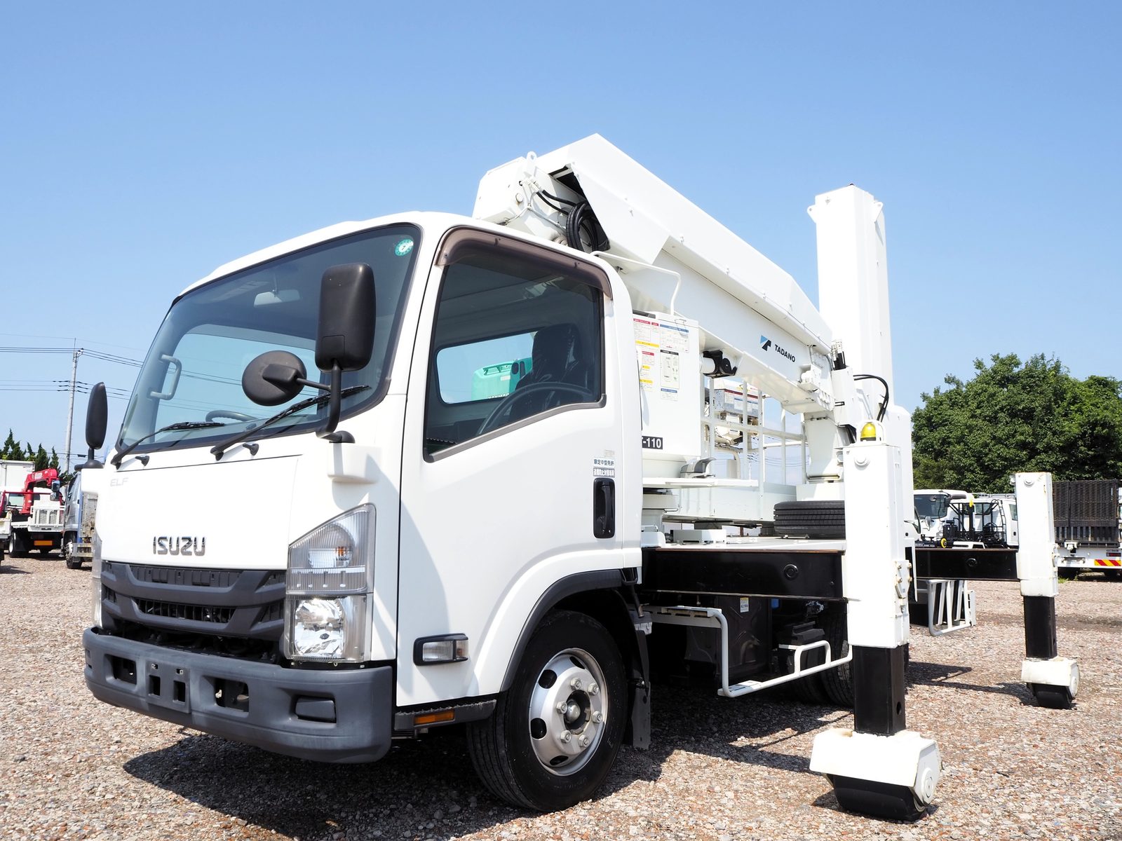 いすゞ エルフ 高所作業車