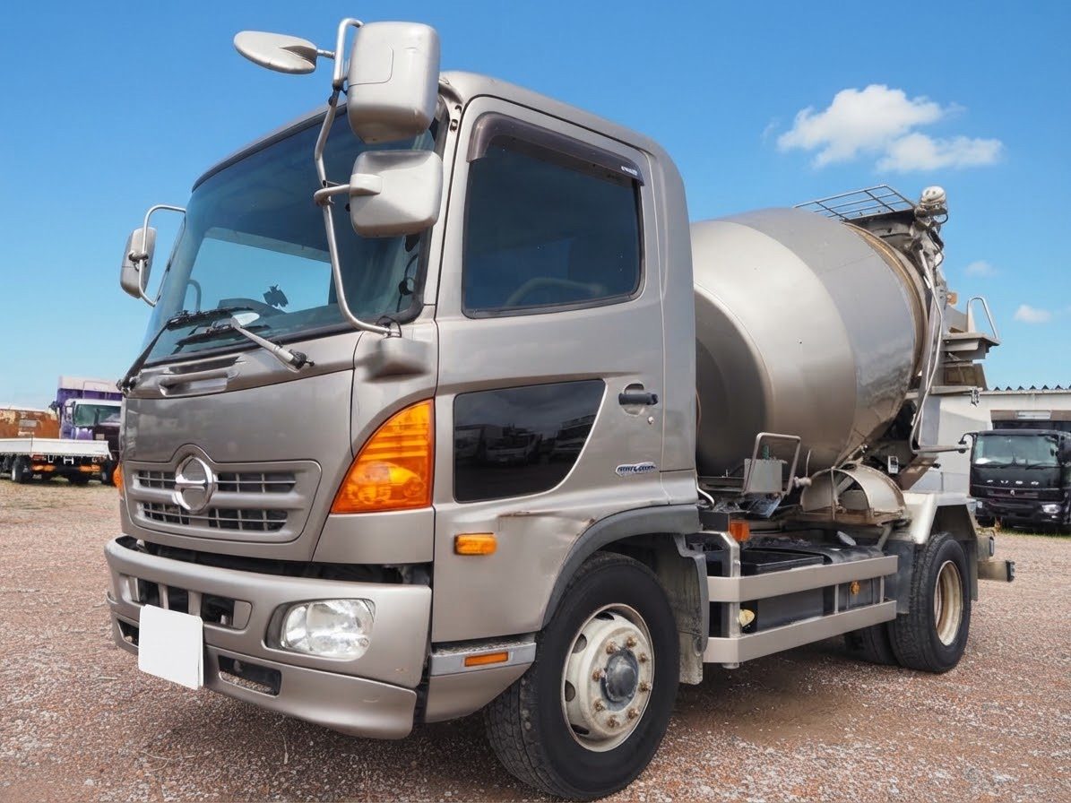 日野 レンジャー ミキサー車